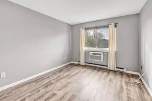 155 Short Beach Rd, Stratford, CT 06615 - Photo 10