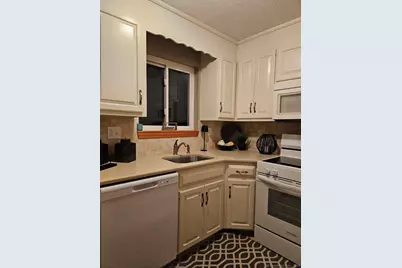 820 Matthews Street #29, Bristol, CT 06010 - Photo 6