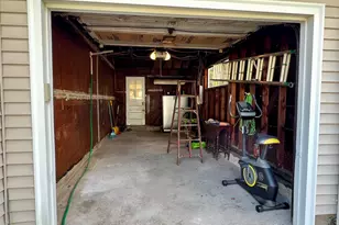 12 Corbin Rd, East Haven, CT 06512 - Photo 18