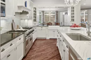 89 Pastures Ln, New Canaan, CT 06840 - Photo 12