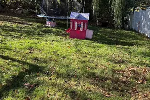 65 Hitchcock Dr, Meriden, CT 06450 - Photo 26