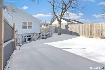 936 Lindley Street, Bridgeport, CT 06606 - Photo 32