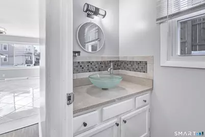 936 Lindley Street, Bridgeport, CT 06606 - Photo 6