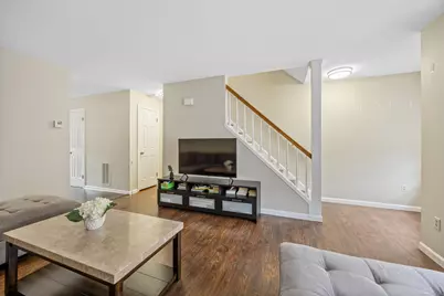 380 Hitchcock Road #206, Waterbury, CT 06705 - Photo 6