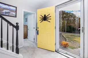 101 Adella St, Naugatuck, CT 06770 - Photo 4