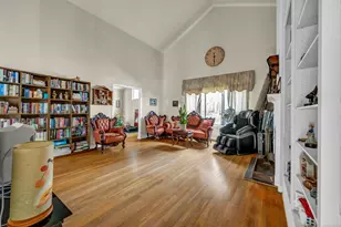 7 Hearthstone Dr, Brookfield, CT 06804 - Photo 4