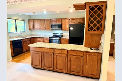 40 Crossroads Lane #40, Glastonbury, CT 06033 - Photo 4