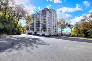 80 Cartright St, Bridgeport, CT 06604 - Photo 4