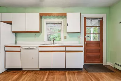 81 Capitol Avenue, Waterbury, CT 06705 - Photo 6