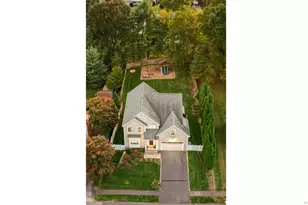 109 Jeniford Rd, Fairfield, CT 06824 - Photo 40