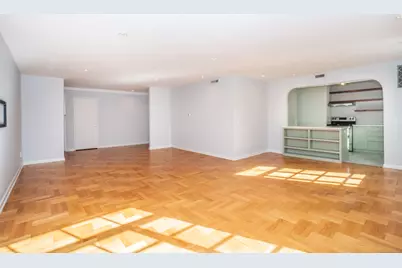 30 Outlook Avenue #APT 208, West Hartford, CT 06119 - Photo 10