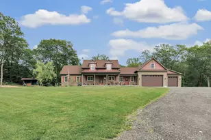 174 Moose Hill Rd, Oxford, CT 06478 - Photo 2