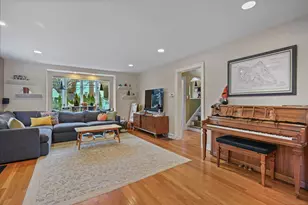 34 Bradley Pl, Stamford, CT 06905 - Photo 10