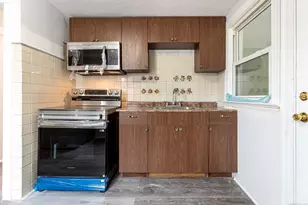 83 Stone St, Hartford, CT 06106 - Photo 6