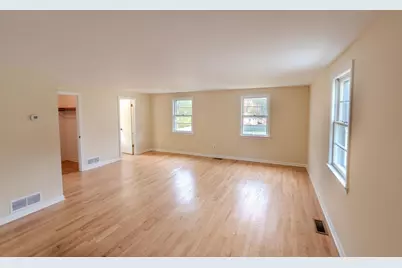 1684 North Avenue, Stratford, CT 06614 - Photo 8