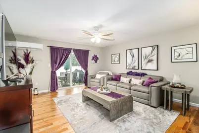 466 Danbury Road #APT 4, New Milford, CT 06776 - Photo 6