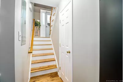 466 Danbury Road #APT 4, New Milford, CT 06776 - Photo 10