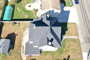 154 Hawthorne Ave, Derby, CT 06418 - Photo 8