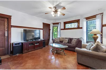 265 Lexington Avenue, New Haven, CT 06513 - Photo 12