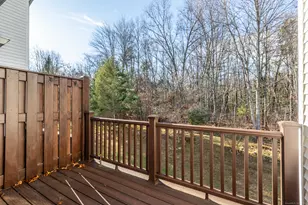 244 Oakland St, Manchester, CT 06042 - Photo 30