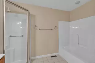 244 Oakland St, Manchester, CT 06042 - Photo 16