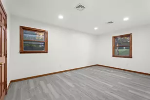 132 Linsley Lake Rd, Branford, CT 06471 - Photo 22