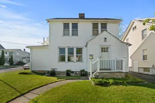 15 Overland Ave, Bridgeport, CT 06606 - Photo 1