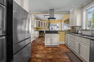 15 Overland Ave, Bridgeport, CT 06606 - Photo 24