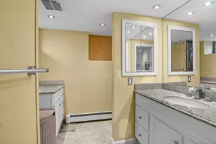 15 Overland Ave, Bridgeport, CT 06606 - Photo 10