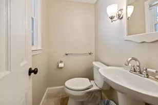 3 Pilgrim Rd, West Hartford, CT 06117 - Photo 18