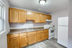 275 Westland St, Hartford, CT 06112 - Photo 10