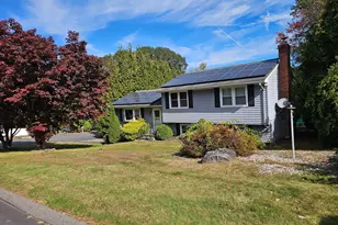 222 Crest St, Waterbury, CT 06708 - Photo 2