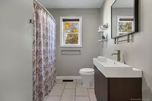 161 Grannis St, East Haven, CT 06512 - Photo 16