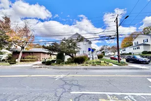 543 Newfield Ave, Stamford, CT 06905 - Photo 4