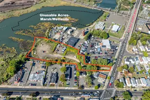 194 Ella T Grasso Blvd, New Haven, CT 06519 - Photo 1