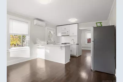 21 Holcomb Avenue, Stamford, CT 06906 - Photo 14