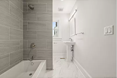 21 Holcomb Avenue, Stamford, CT 06906 - Photo 6