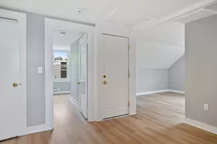 21 Holcomb Ave, Stamford, CT 06906 - Photo 34