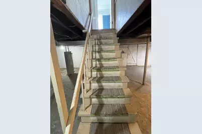 31 Francis Avenue, Enfield, CT 06082 - Photo 24