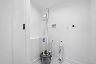 131 Henry St, Greenwich, CT 06830 - Photo 30