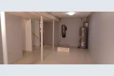 1325 Farmington Avenue #APT 52, Bristol, CT 06010 - Photo 20