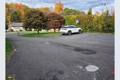 102 East Road, Bristol, CT 06010 - Photo 2