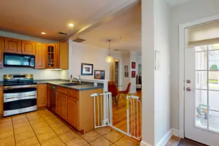 21 Nichols Ave, Stamford, CT 06905 - Photo 2