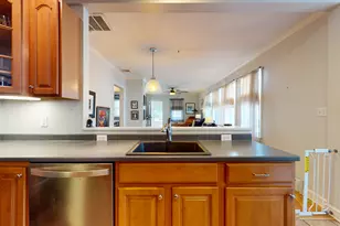 21 Nichols Ave, Stamford, CT 06905 - Photo 4