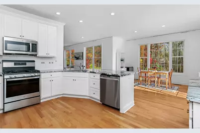 450 James Farm Road, Stratford, CT 06614 - Photo 10