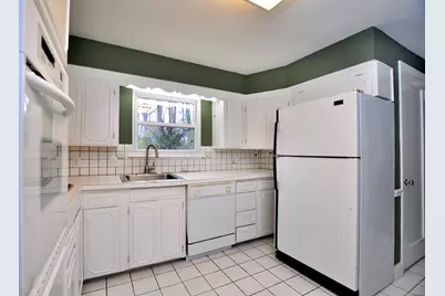 19 Seneca Road, West Hartford, CT 06117 - Photo 14