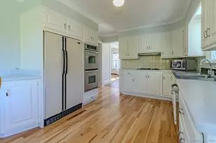 1152 Worthington Ridge, Berlin, CT 06037 - Photo 6