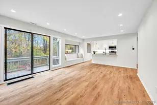 98 Heritage Vlg, Southbury, CT 06488 - Photo 4