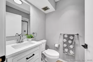 98 Heritage Vlg, Southbury, CT 06488 - Photo 6