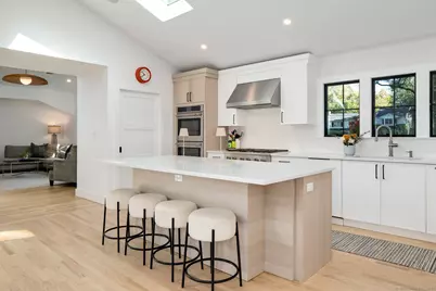 12 Libby Lane, Darien, CT 06820 - Photo 6